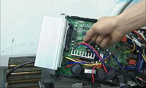 江都美的空调电话是多少